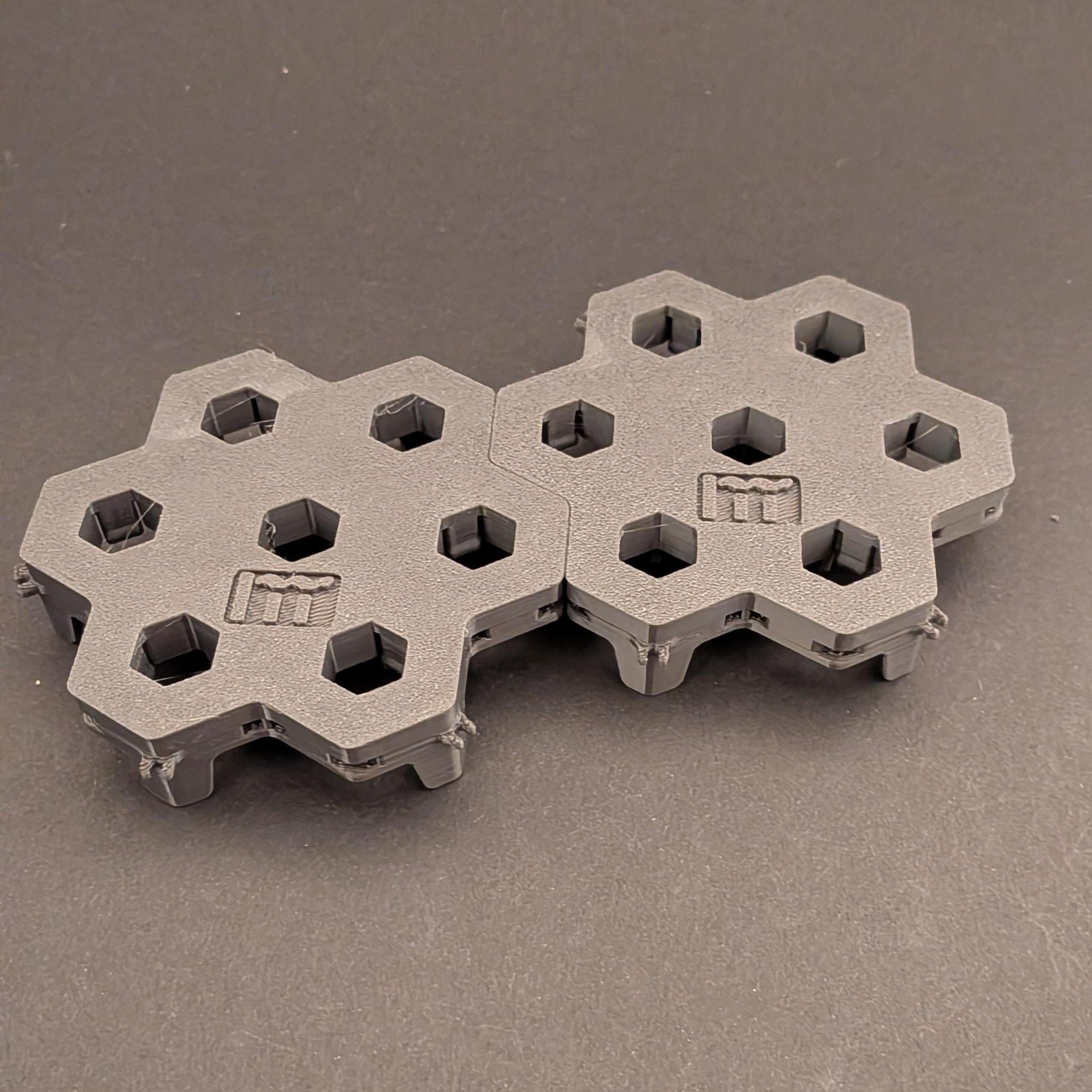 2 Stück 7-fach Reef-Grid, Gitter für Reef-Plugs Pin 13mm